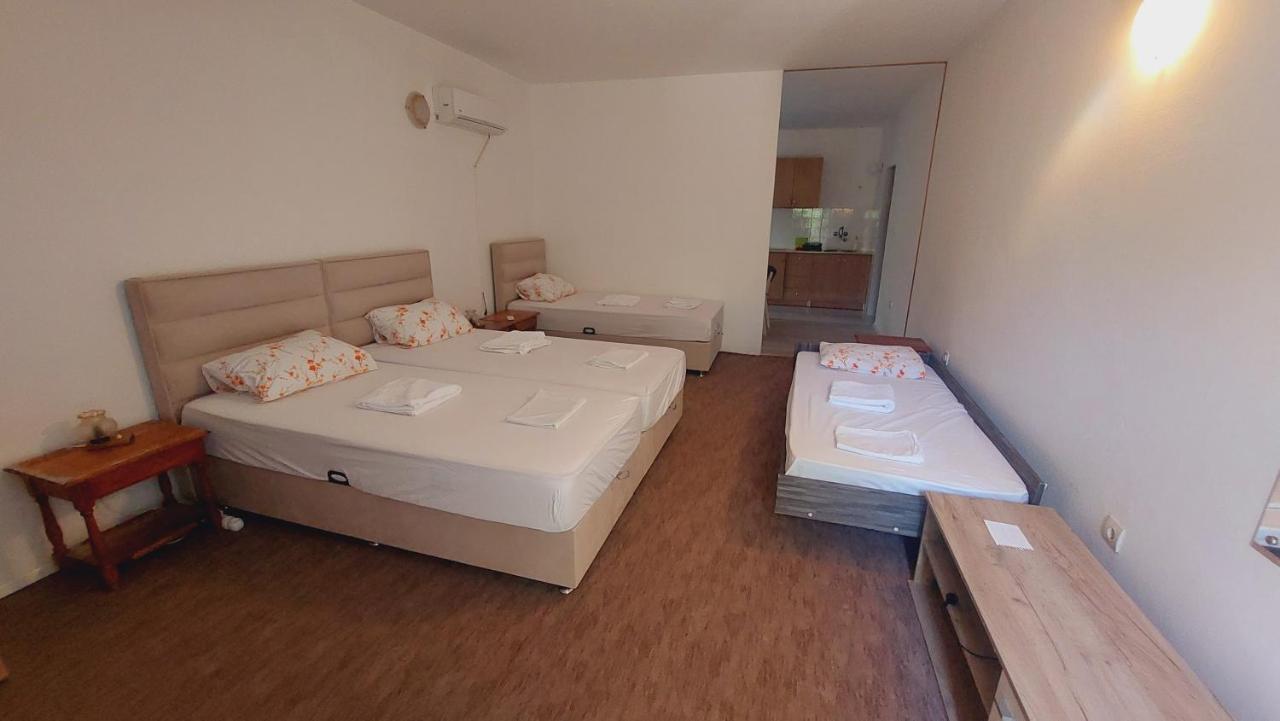 Pensjonat Mixe Budva