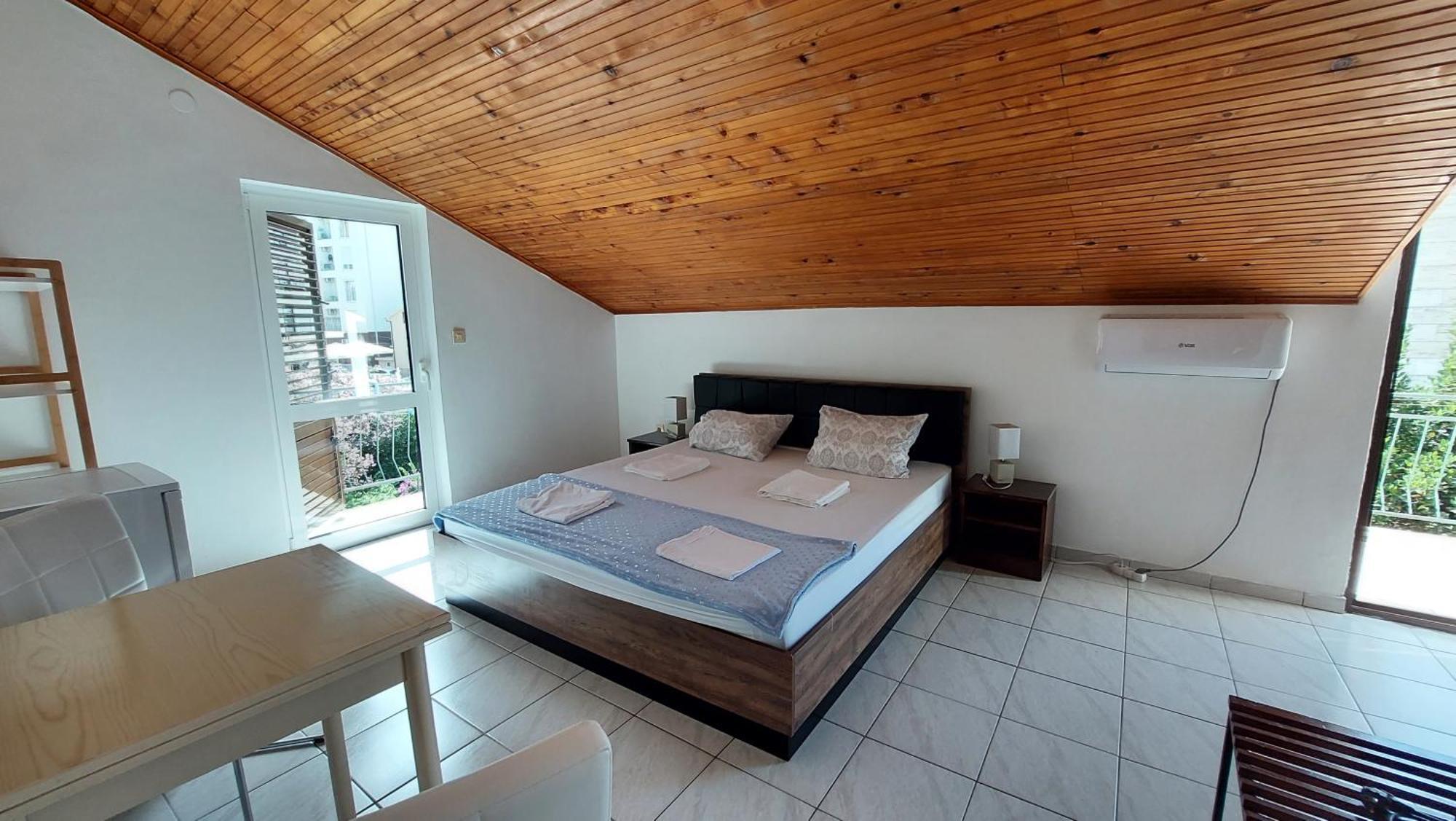 Mixe Pensjonat Budva